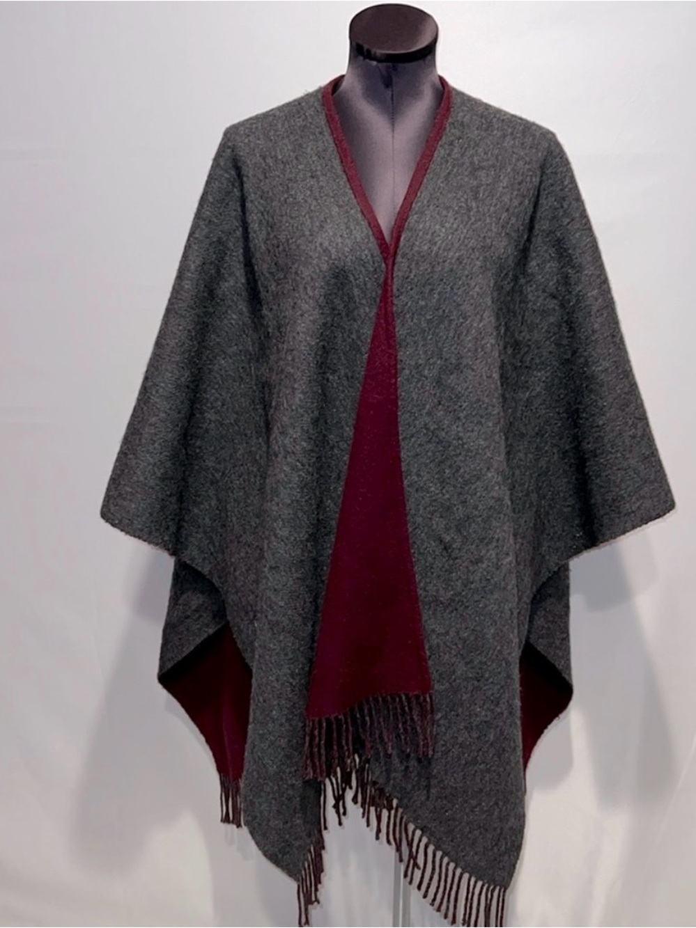 RAG & BONE Reversible Gray & Burgundy 100% Italian Wool Poncho